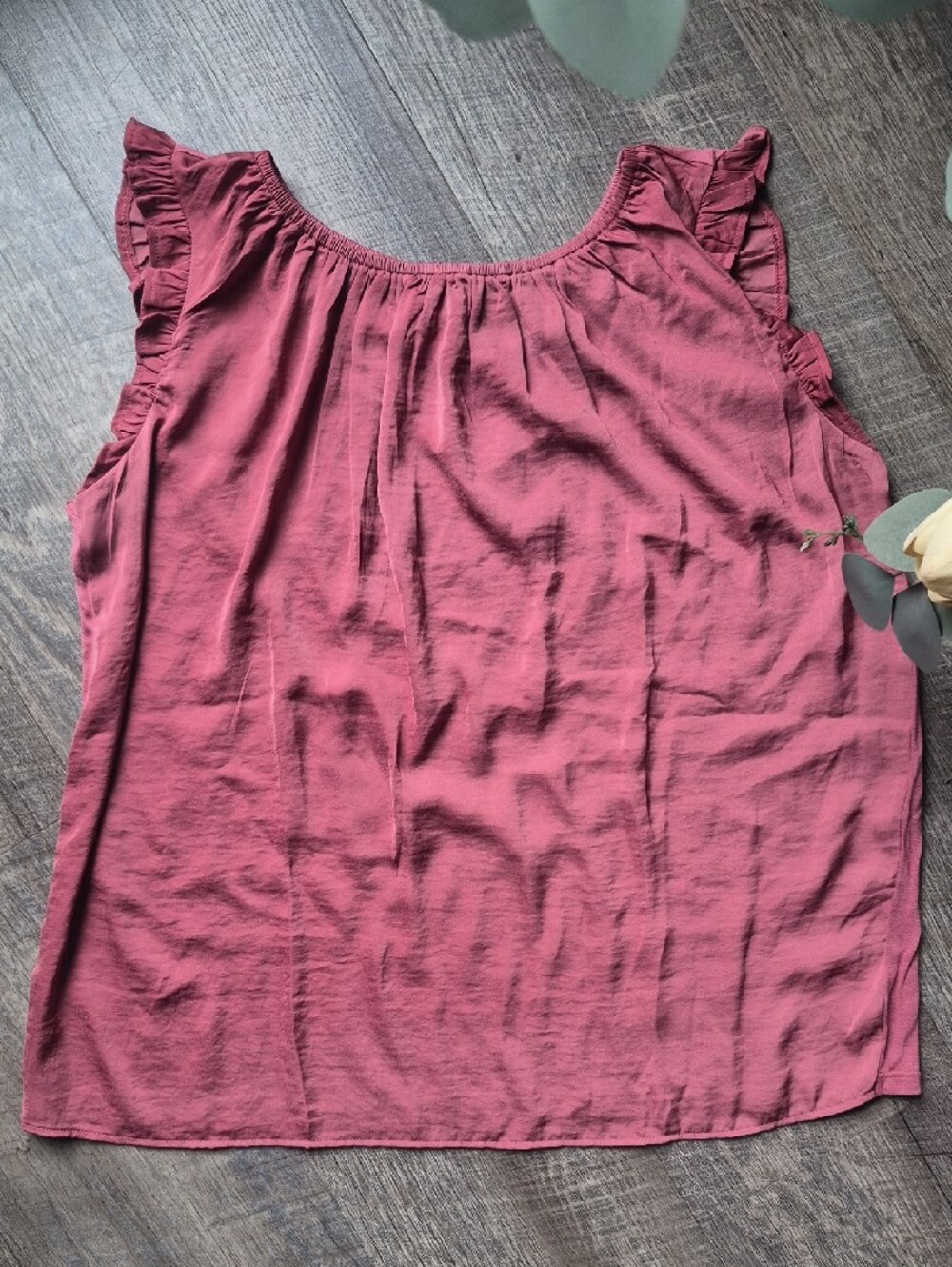 LOFT Dusty Rose Ruffle Sleeve Sleeveless Top - Picture 2 of 7